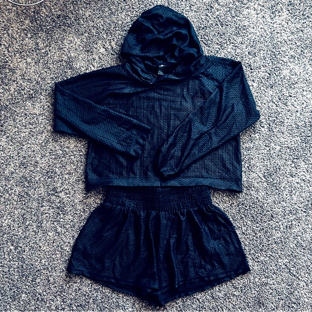 Noli Navy Blue Two-Piece Lounge Set Hoodie & Shorts Size M/L